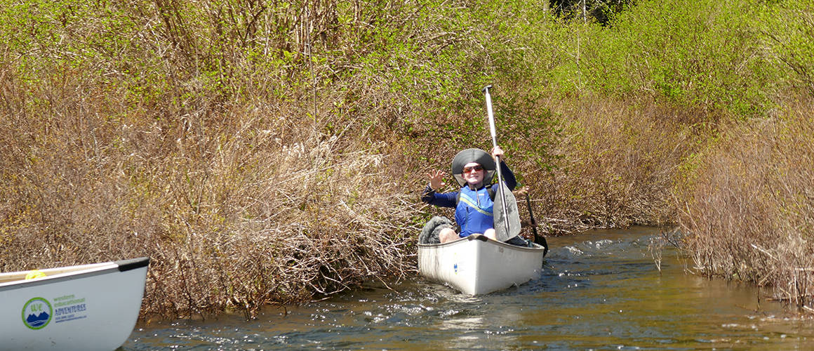 Kids river canoeing lessons