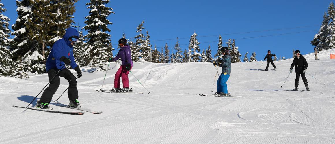 Mount Cain beginner ski leassons for teens
